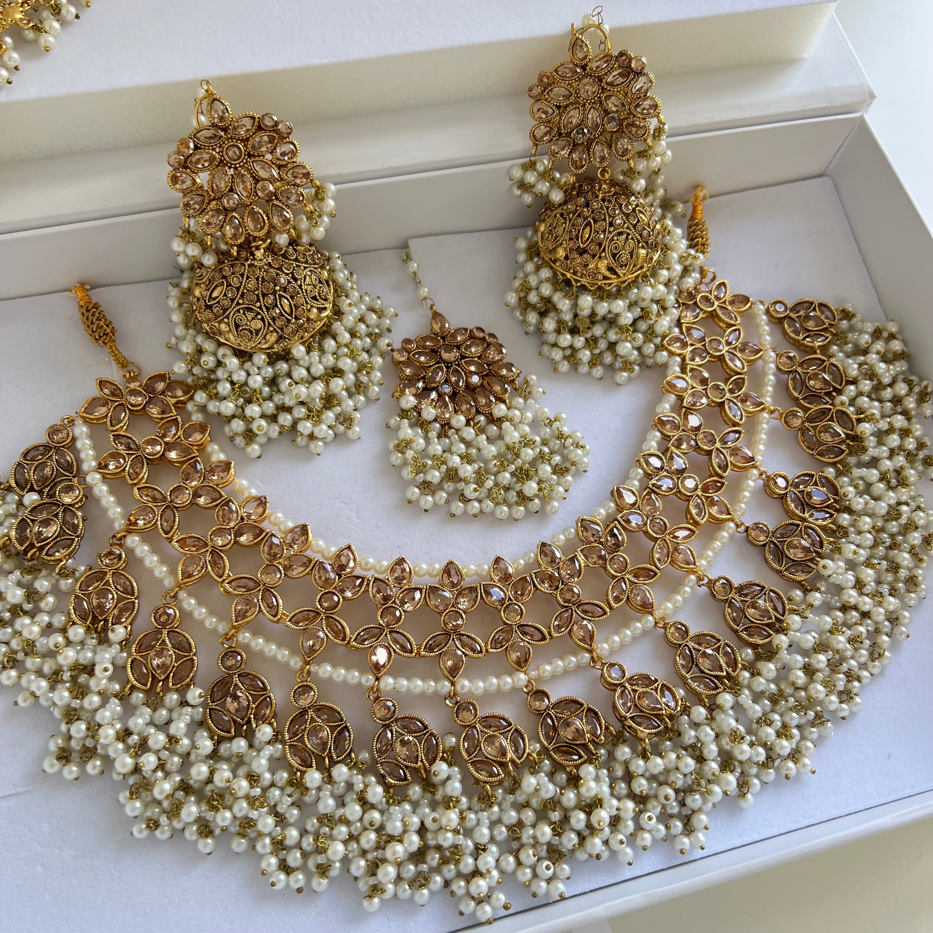 Mahir Bridal Set Gold