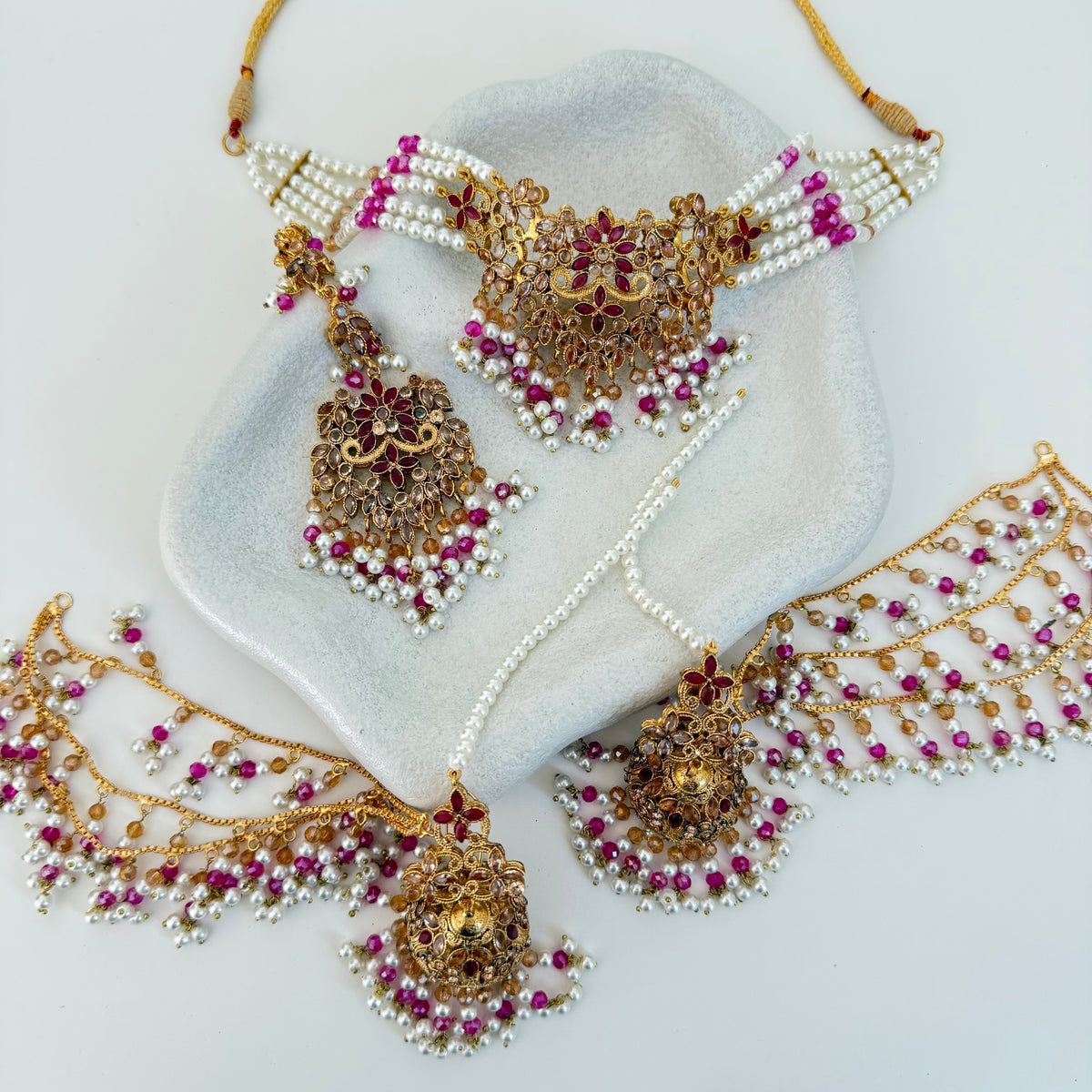 Mahira Choker Set