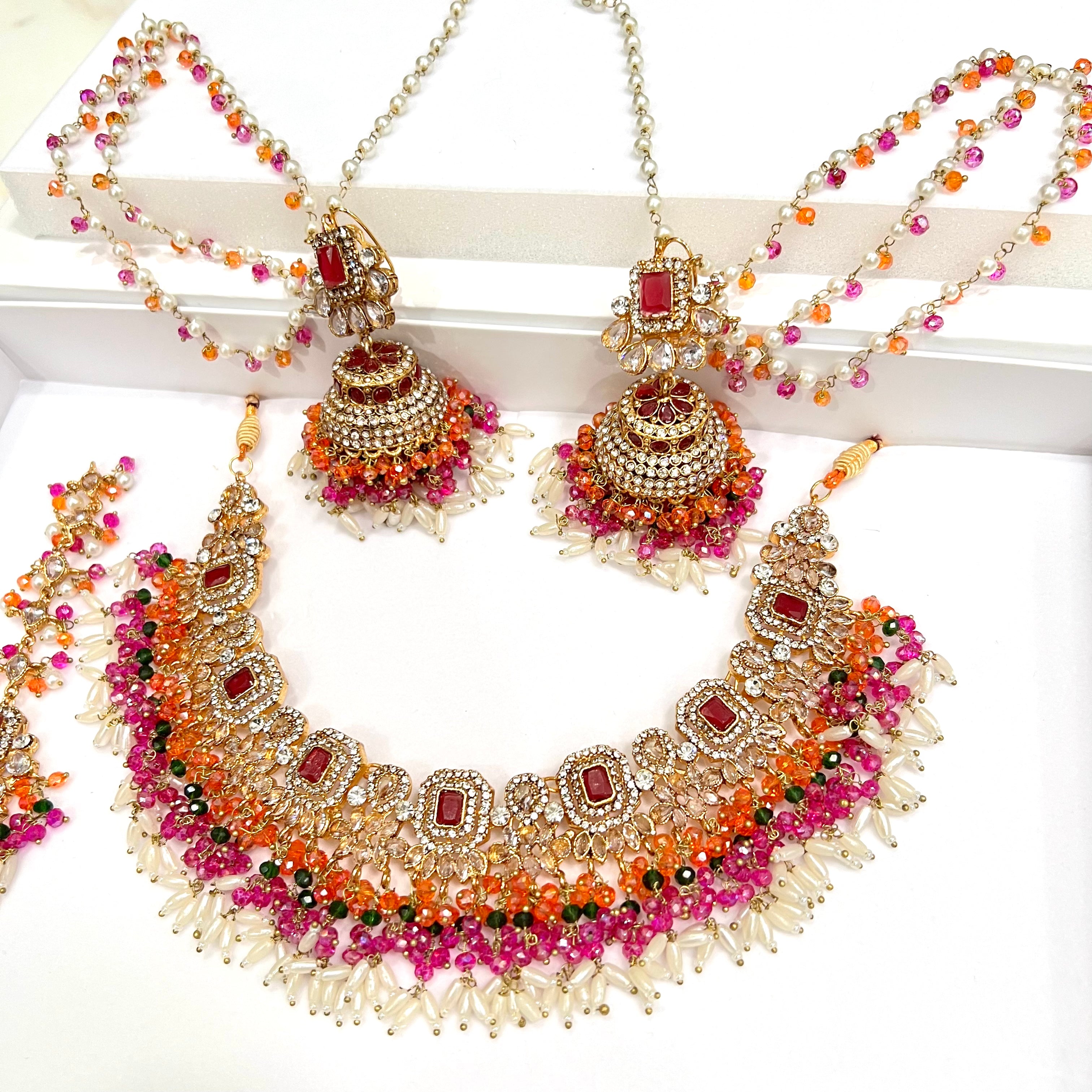 Zishaa Necklace Set Pink