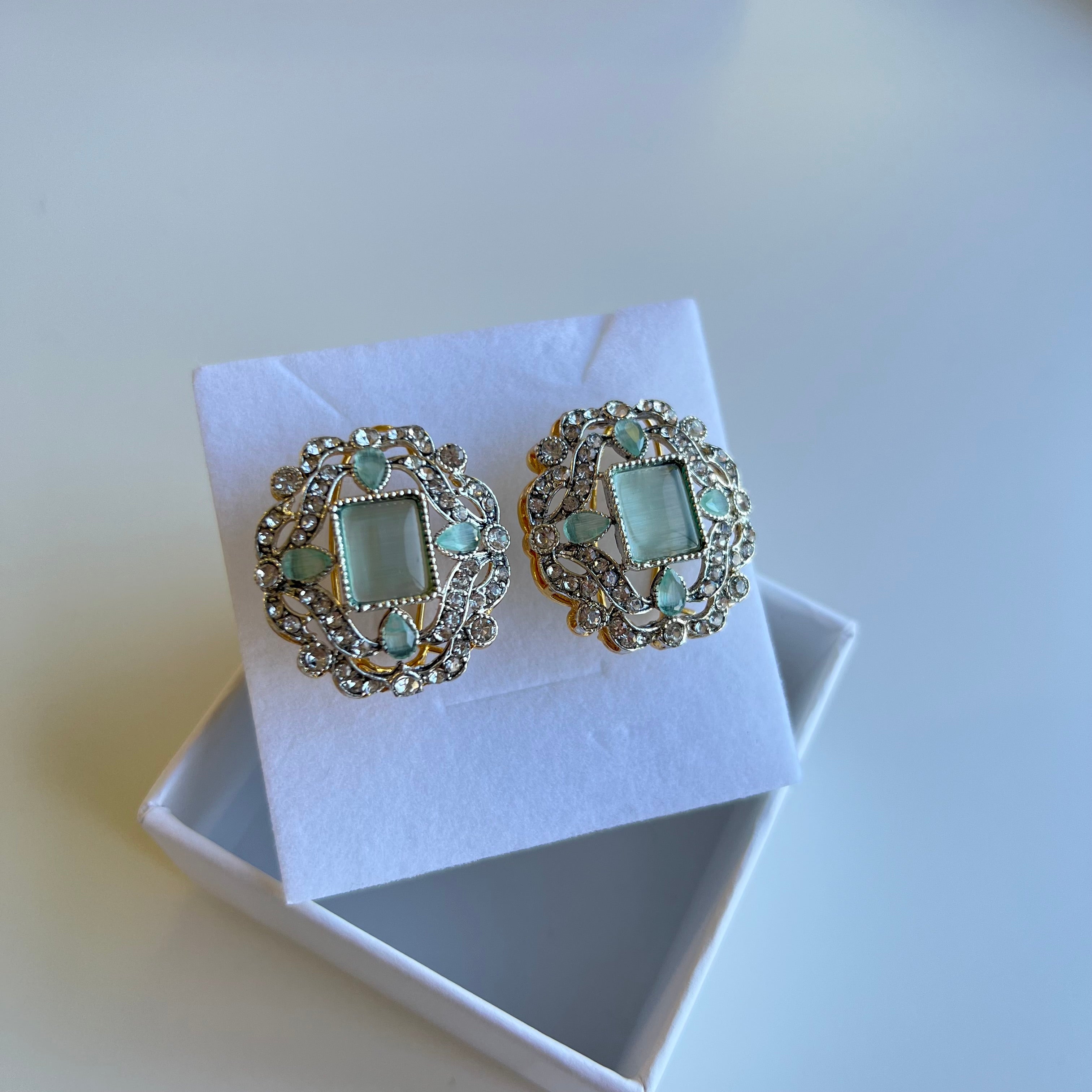 Nikita Studs Mint