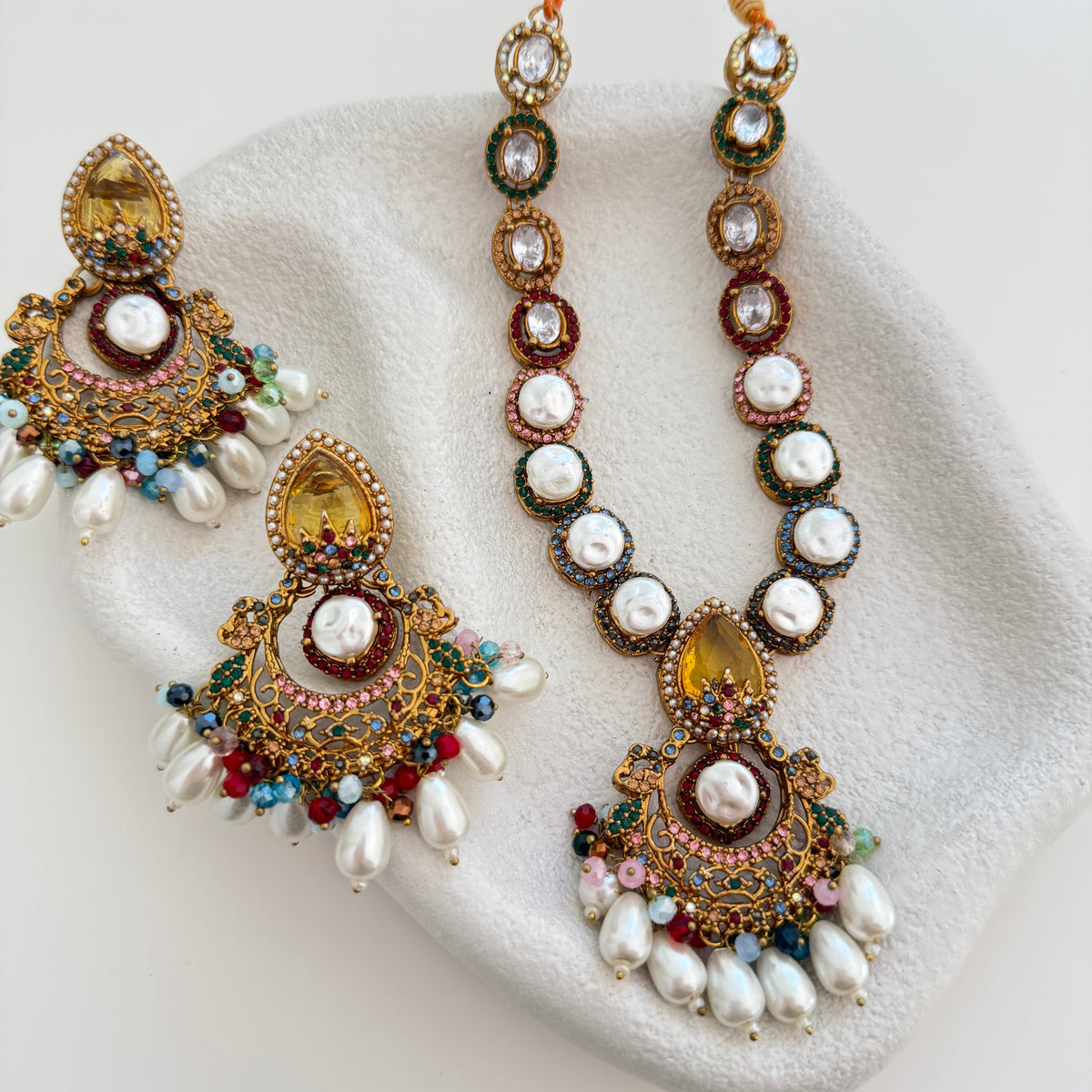 Naaz Necklace set
