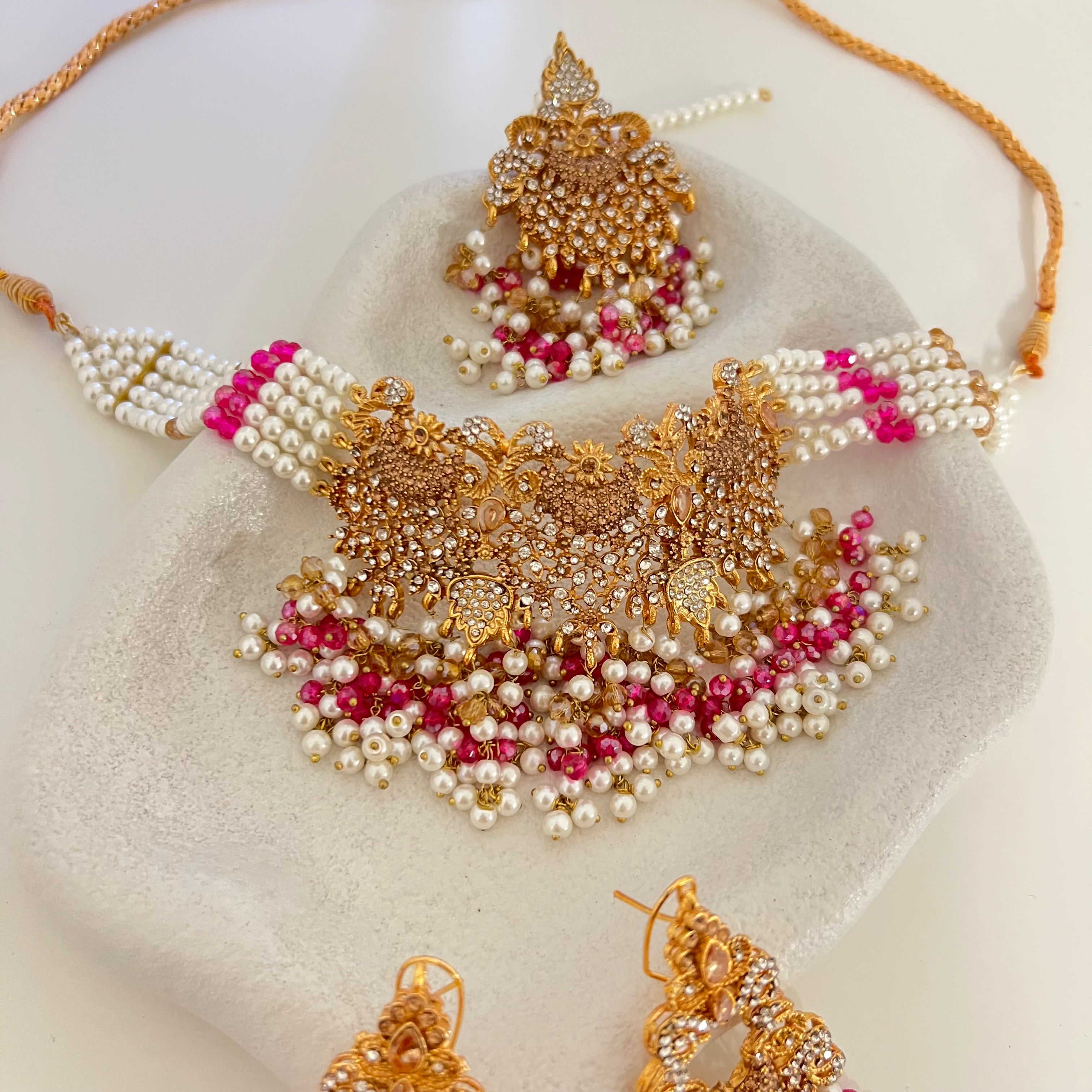 Sabika Choker Set