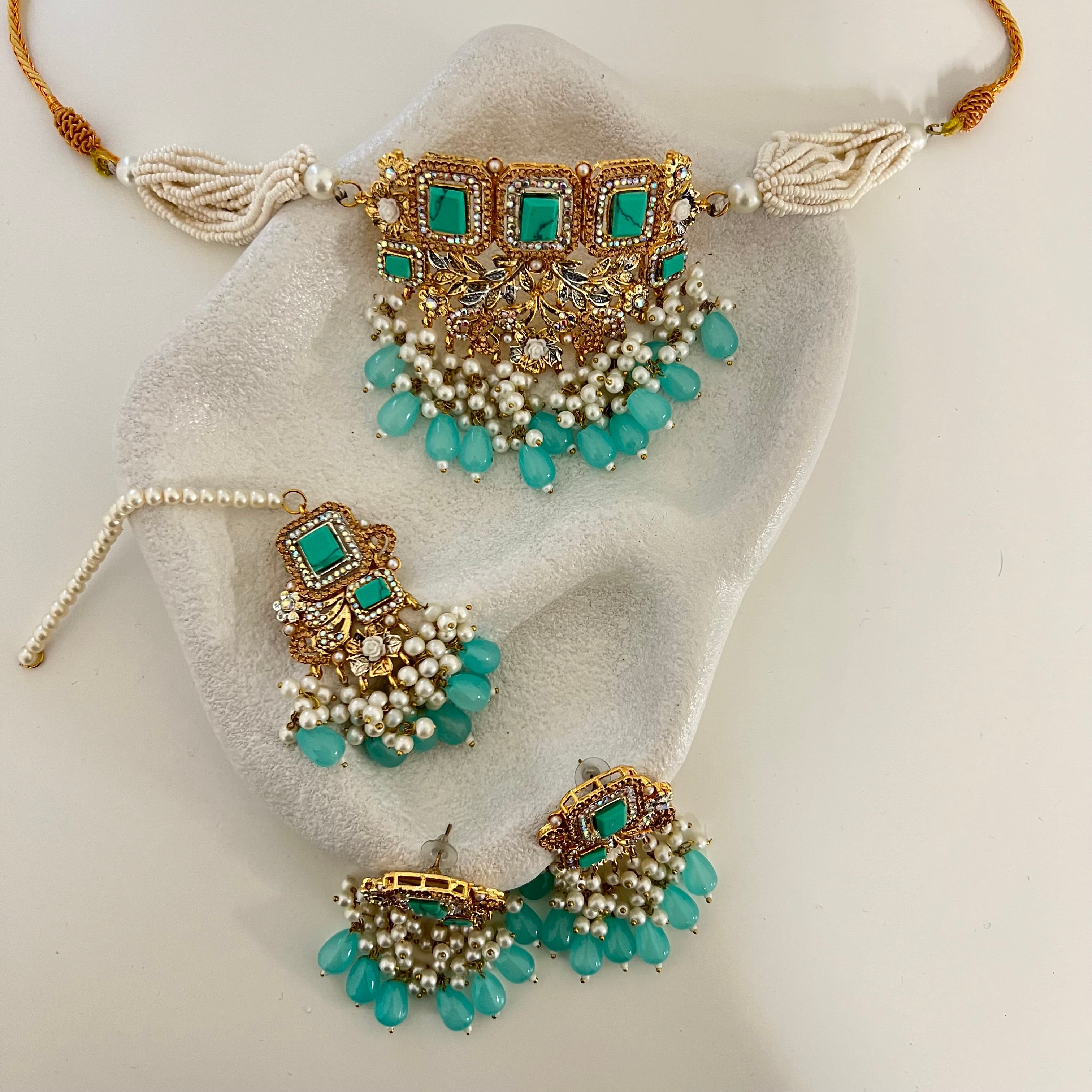 Sanna Choker Set