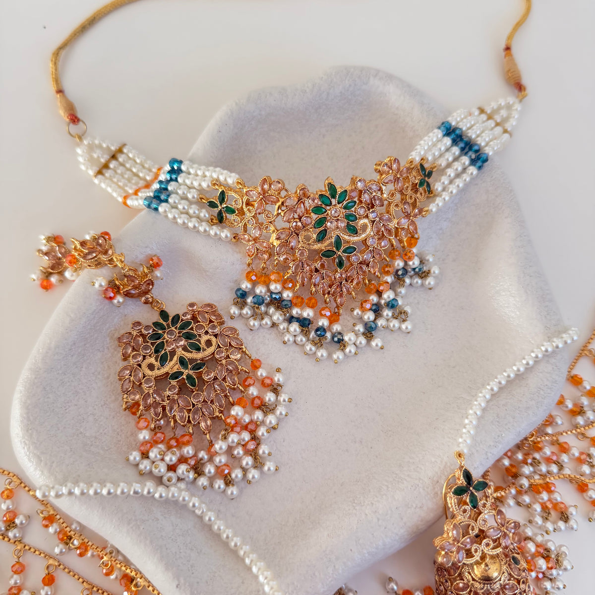 Mahira Choker Set