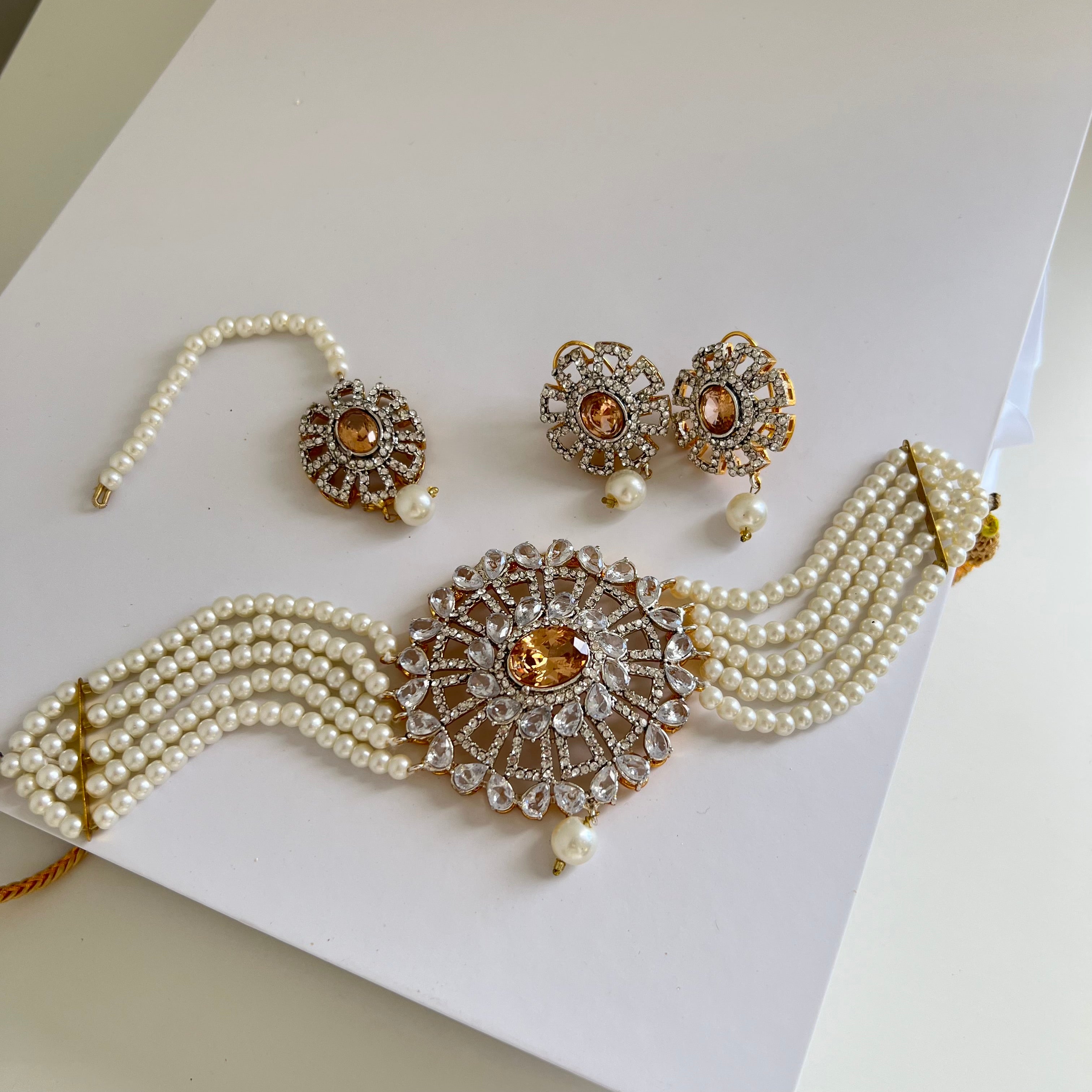 Sobia Choker Set Gold