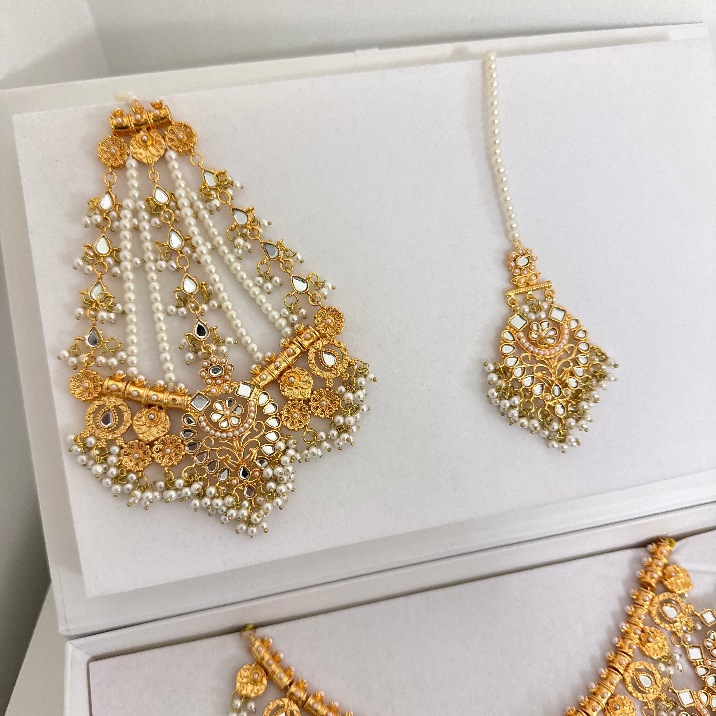 Heara Bridal Set