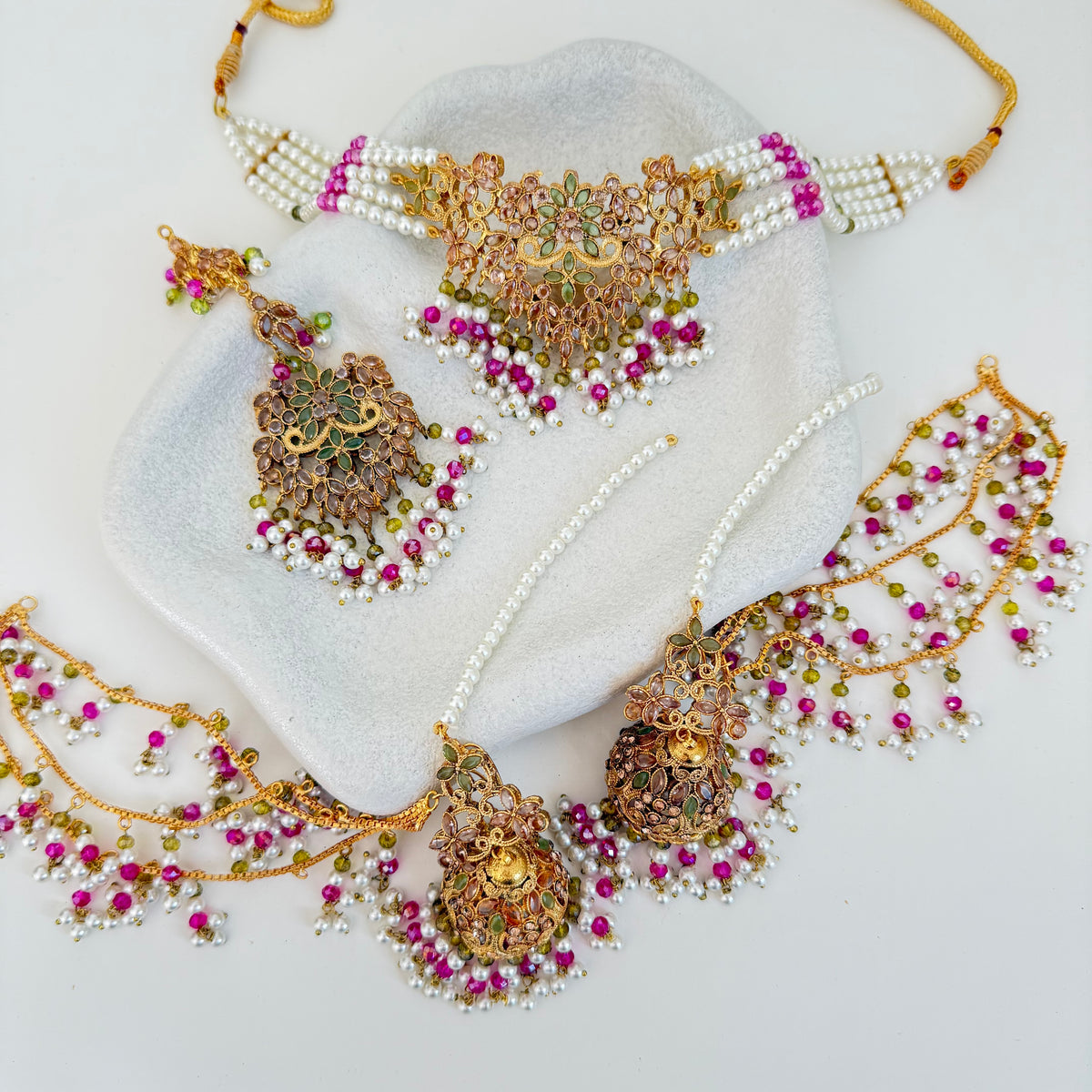 Mahira Choker Set
