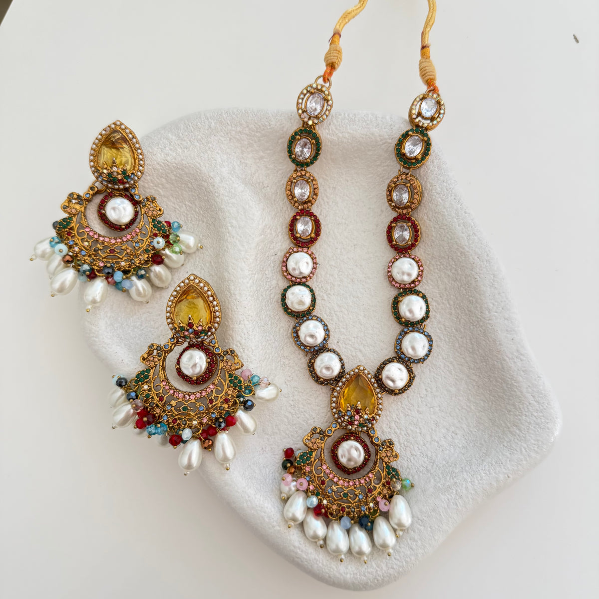 Naaz Necklace set
