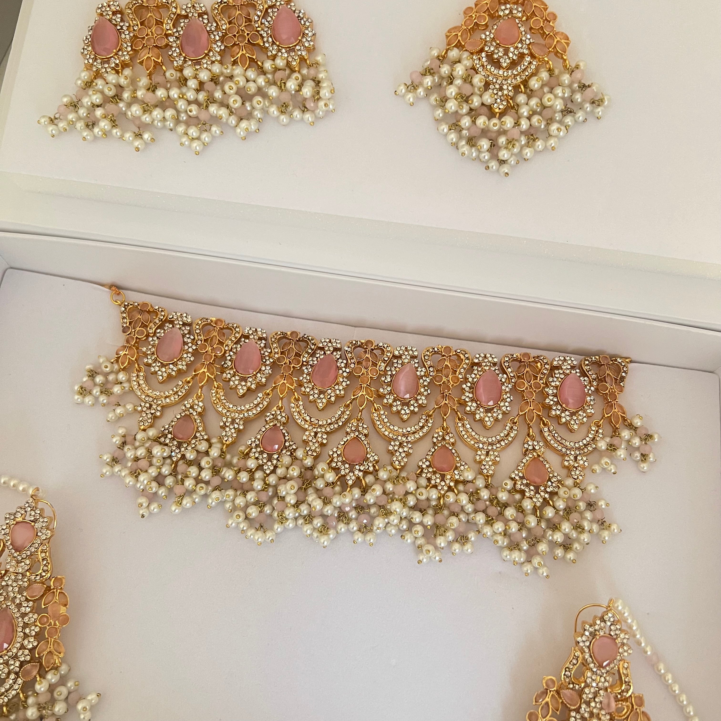 Heba Choker Set