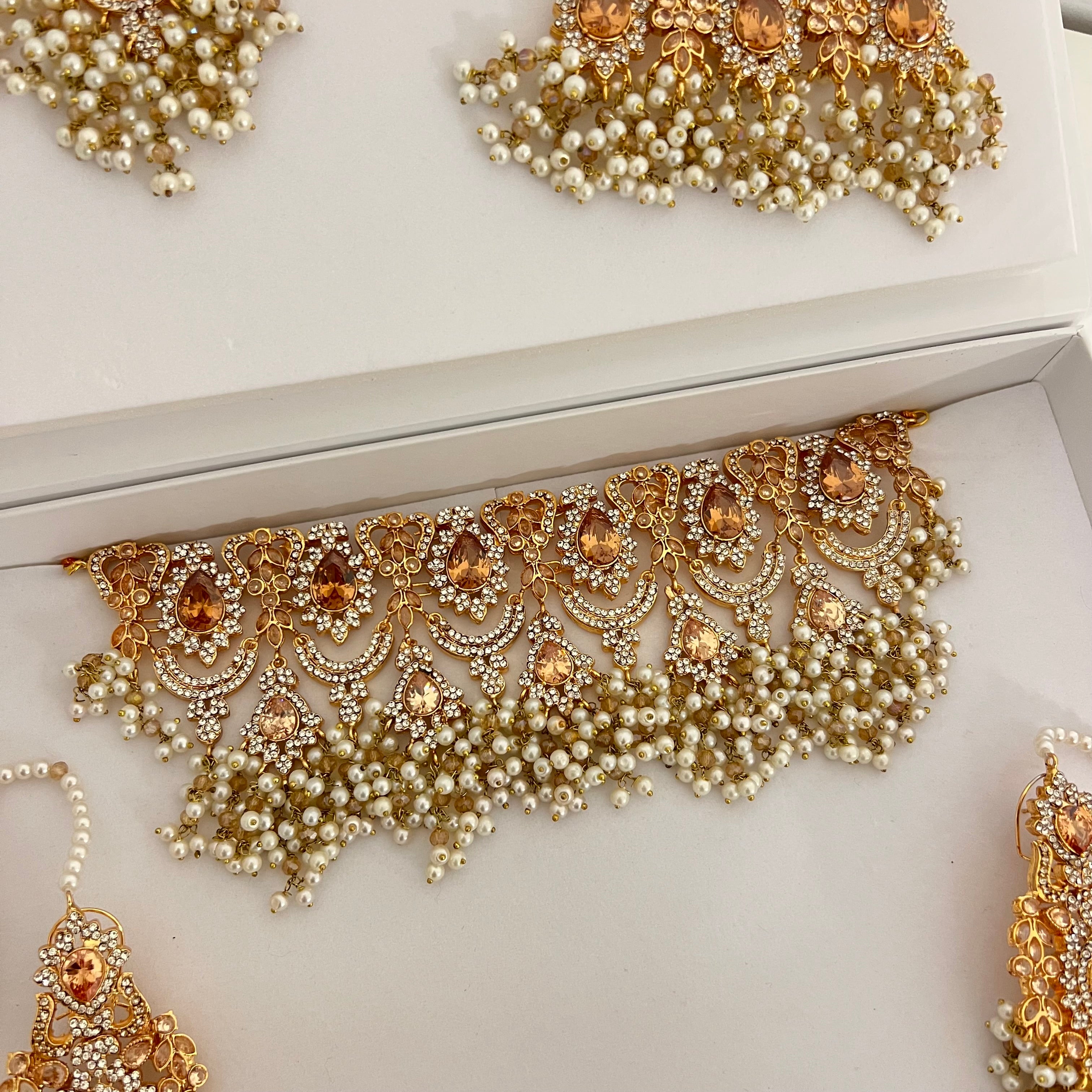 Heba Choker Set