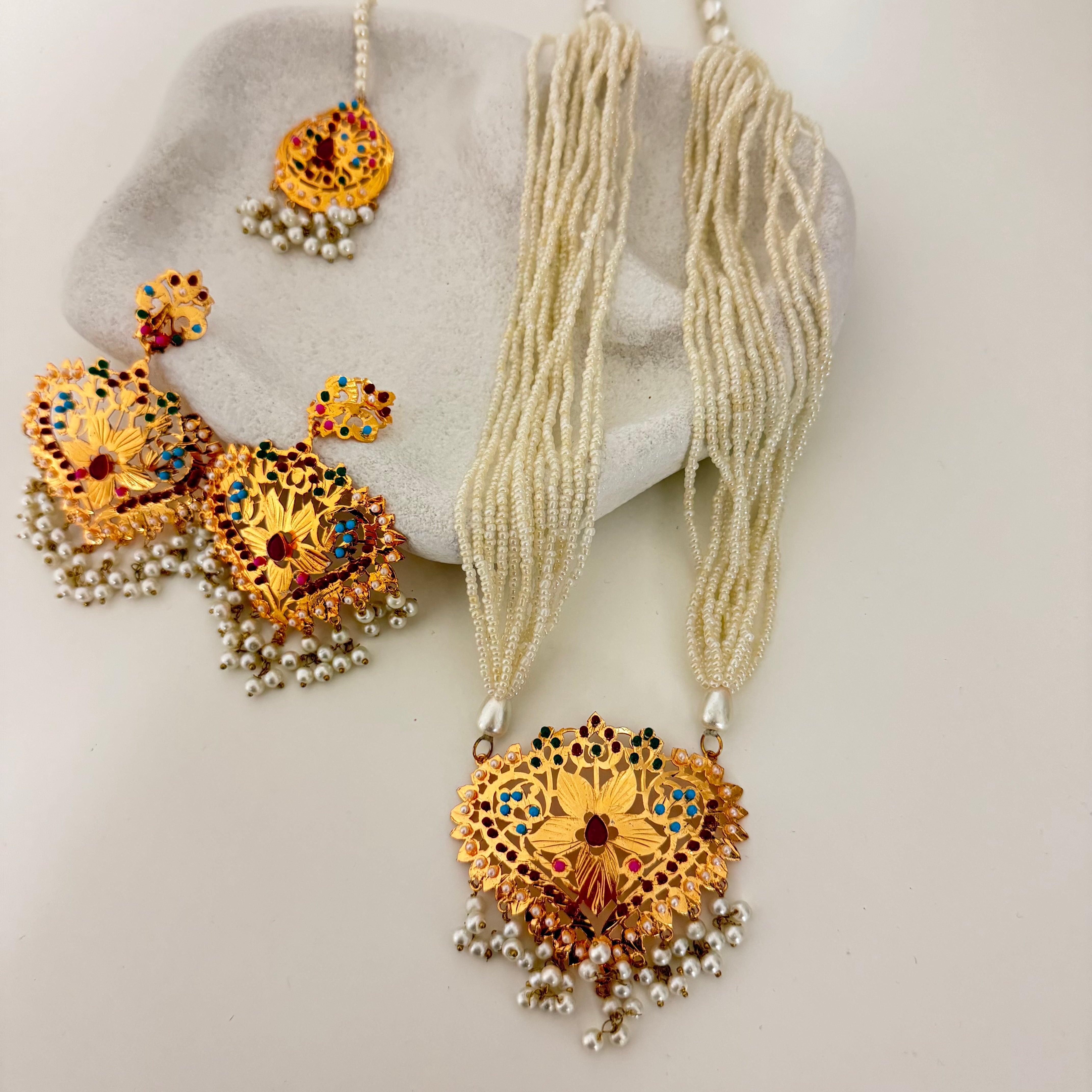 Uzma Necklace Set