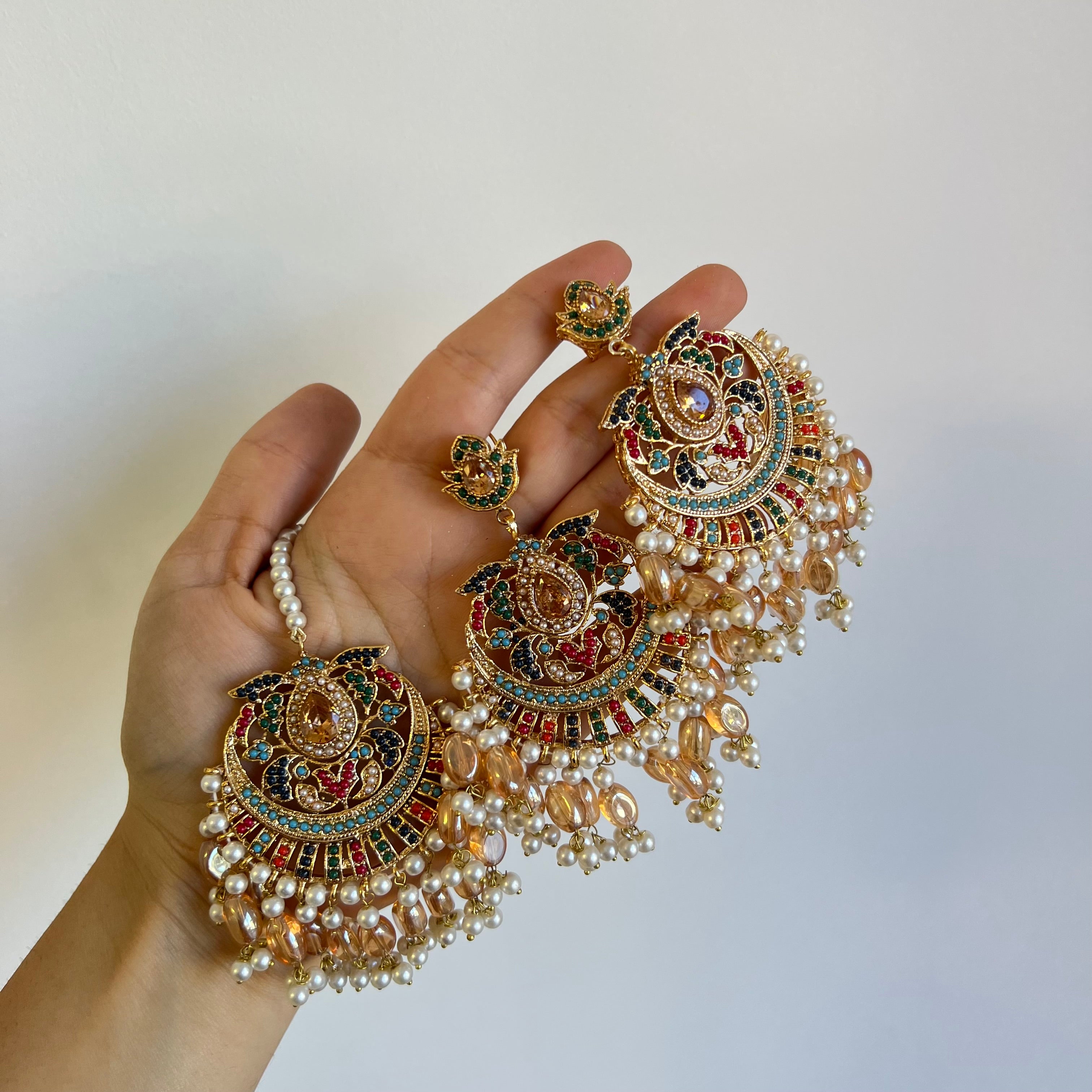 Hana Earrings Tikka Set Gold