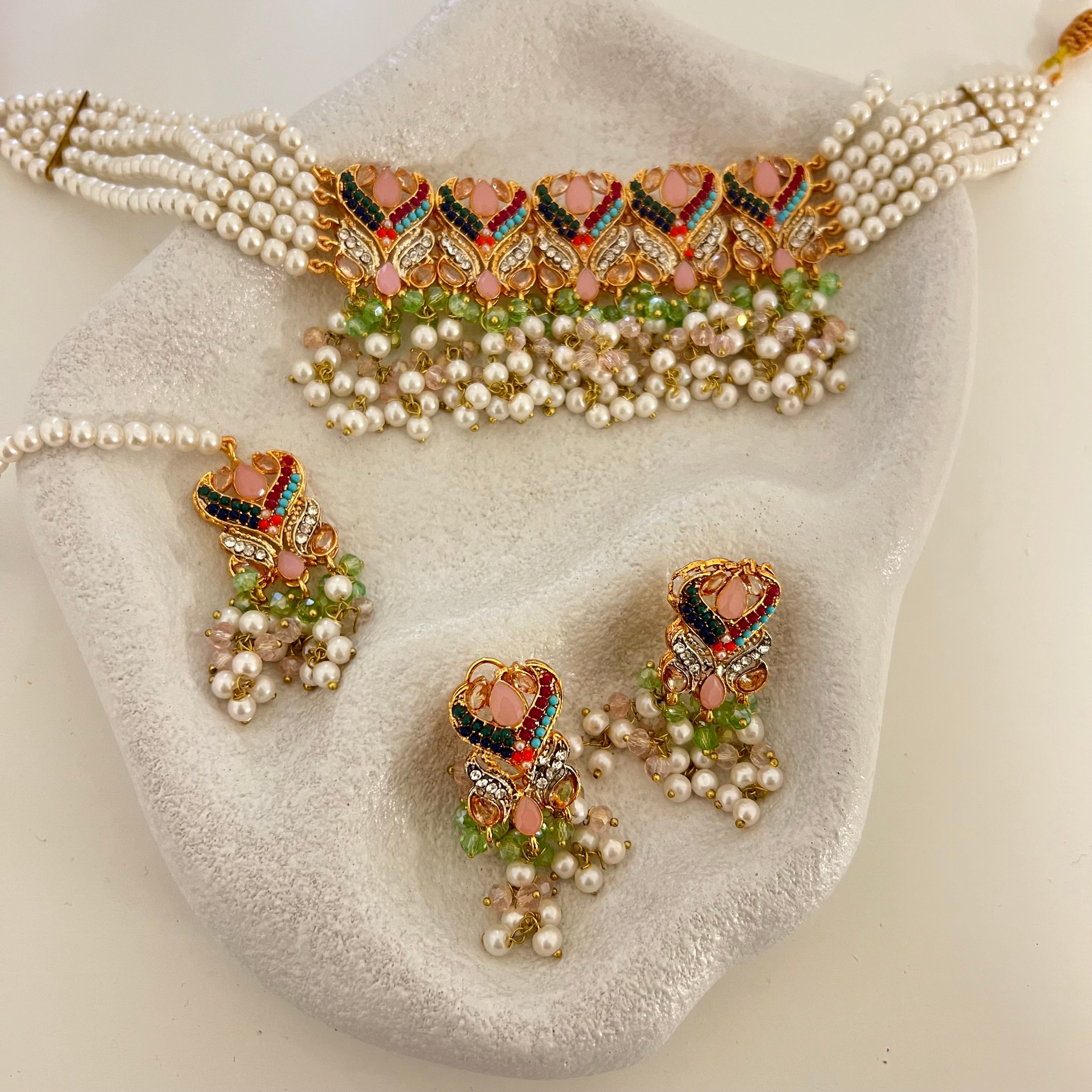 Nashwa Choker Set