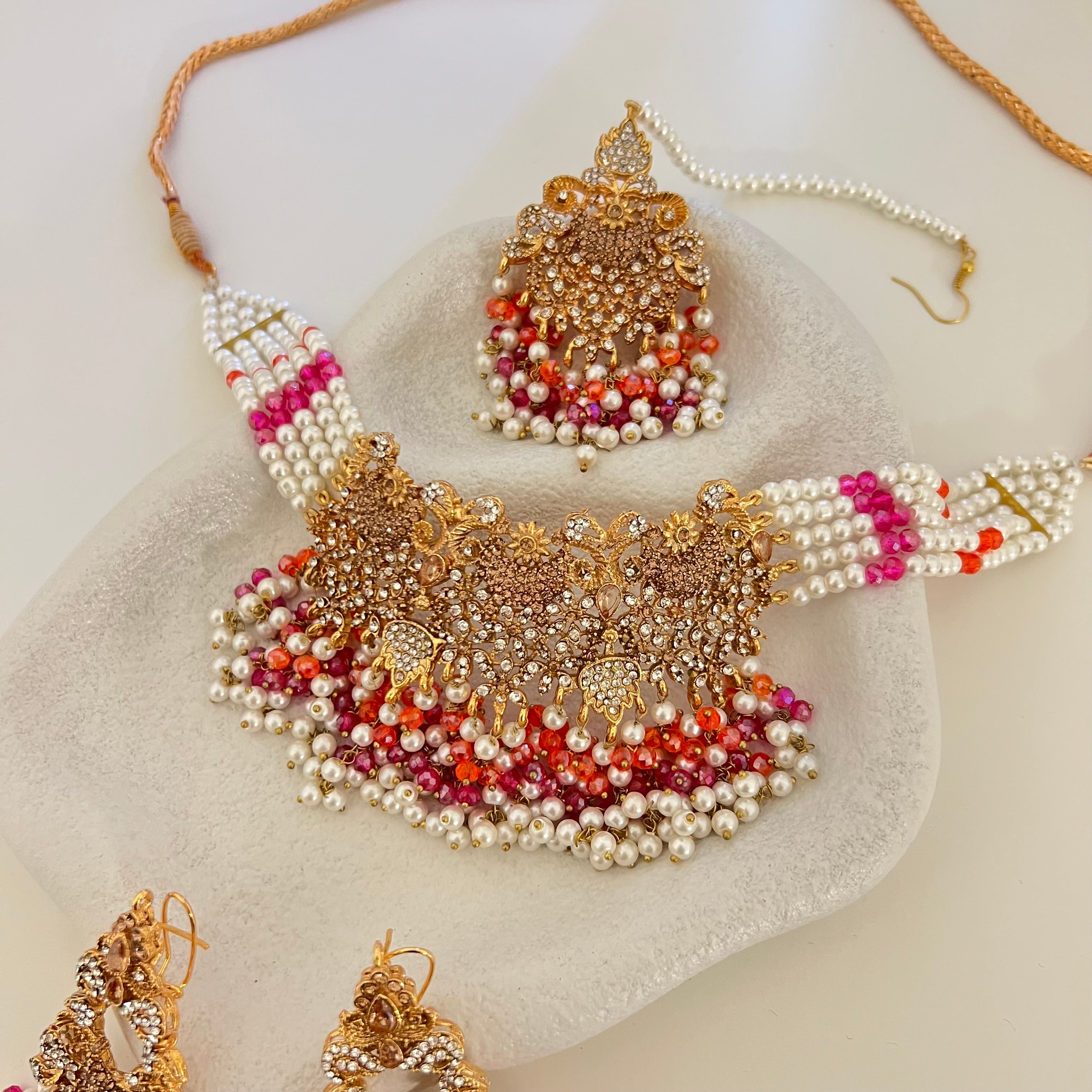 Sabika Choker Set