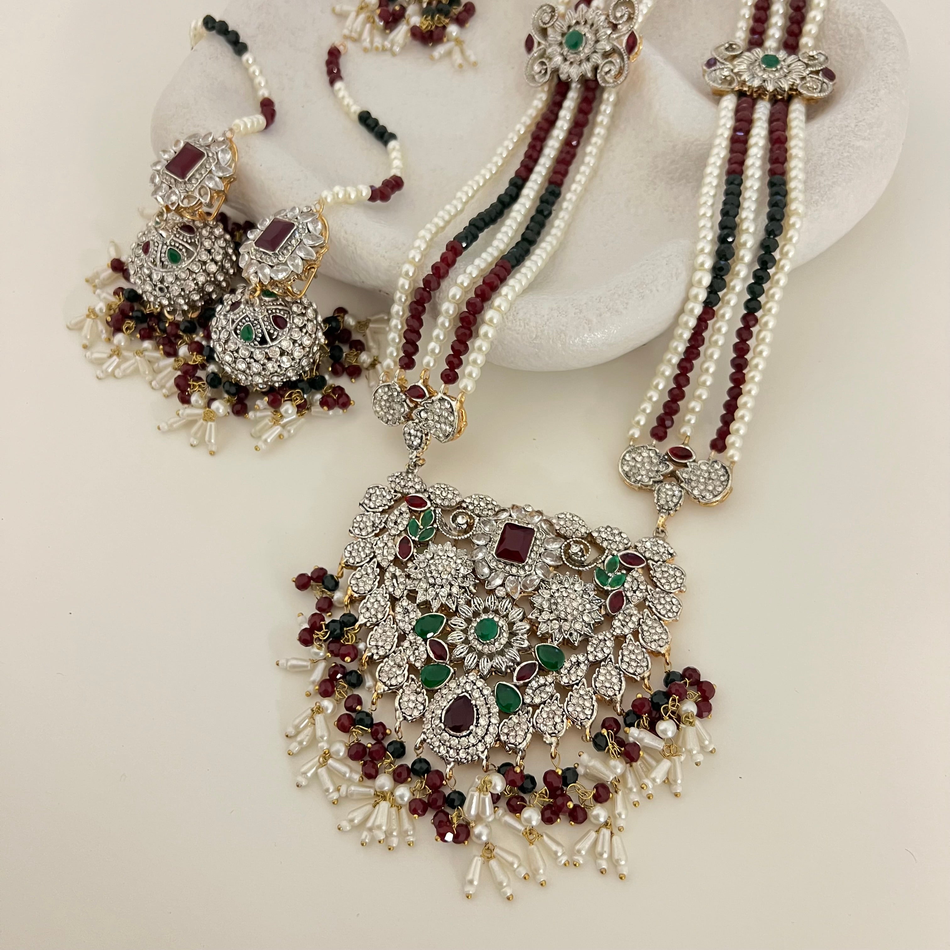 Alisha Long Necklace Set