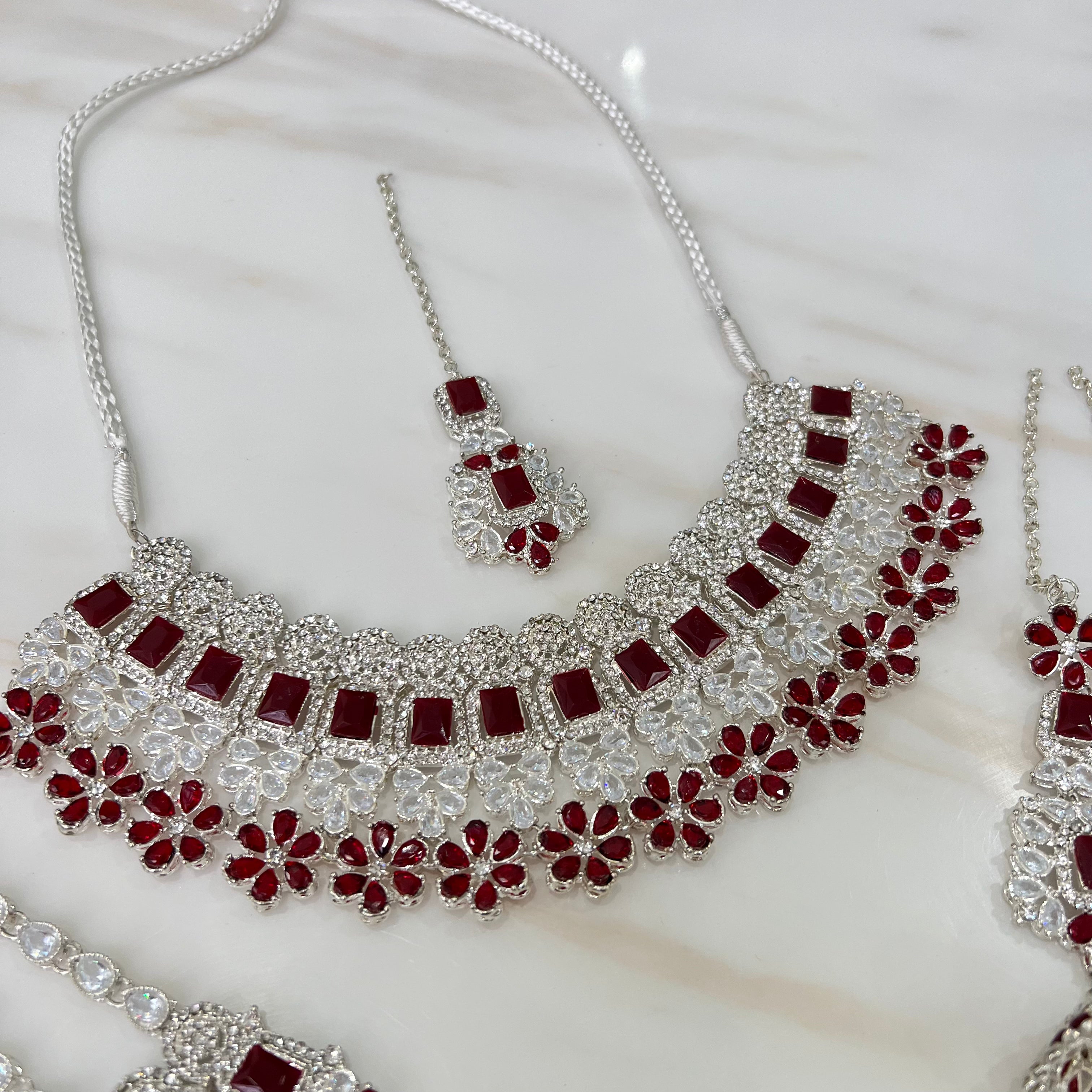 Hafsah Necklace Set Red