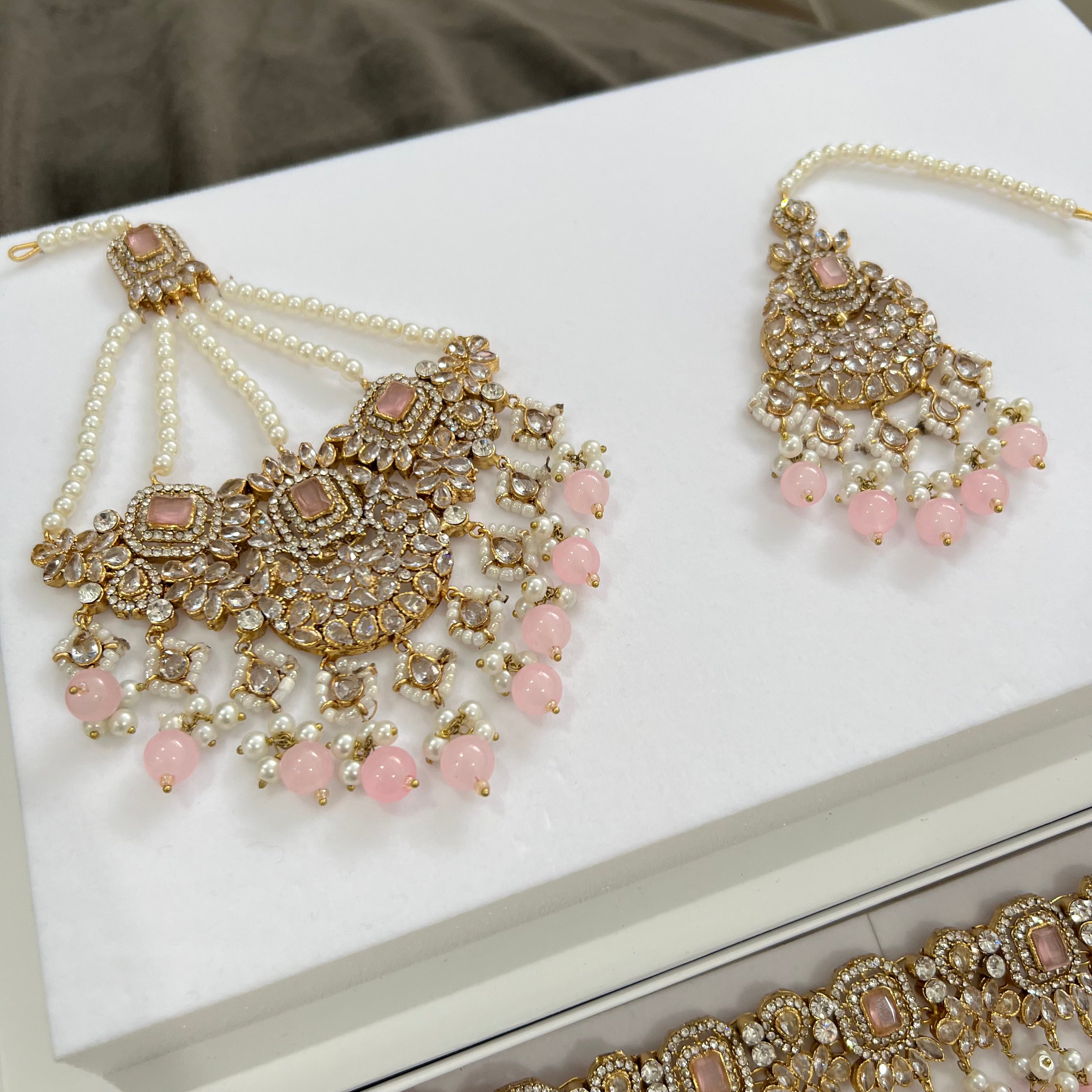 Enas Bridal Set Pink