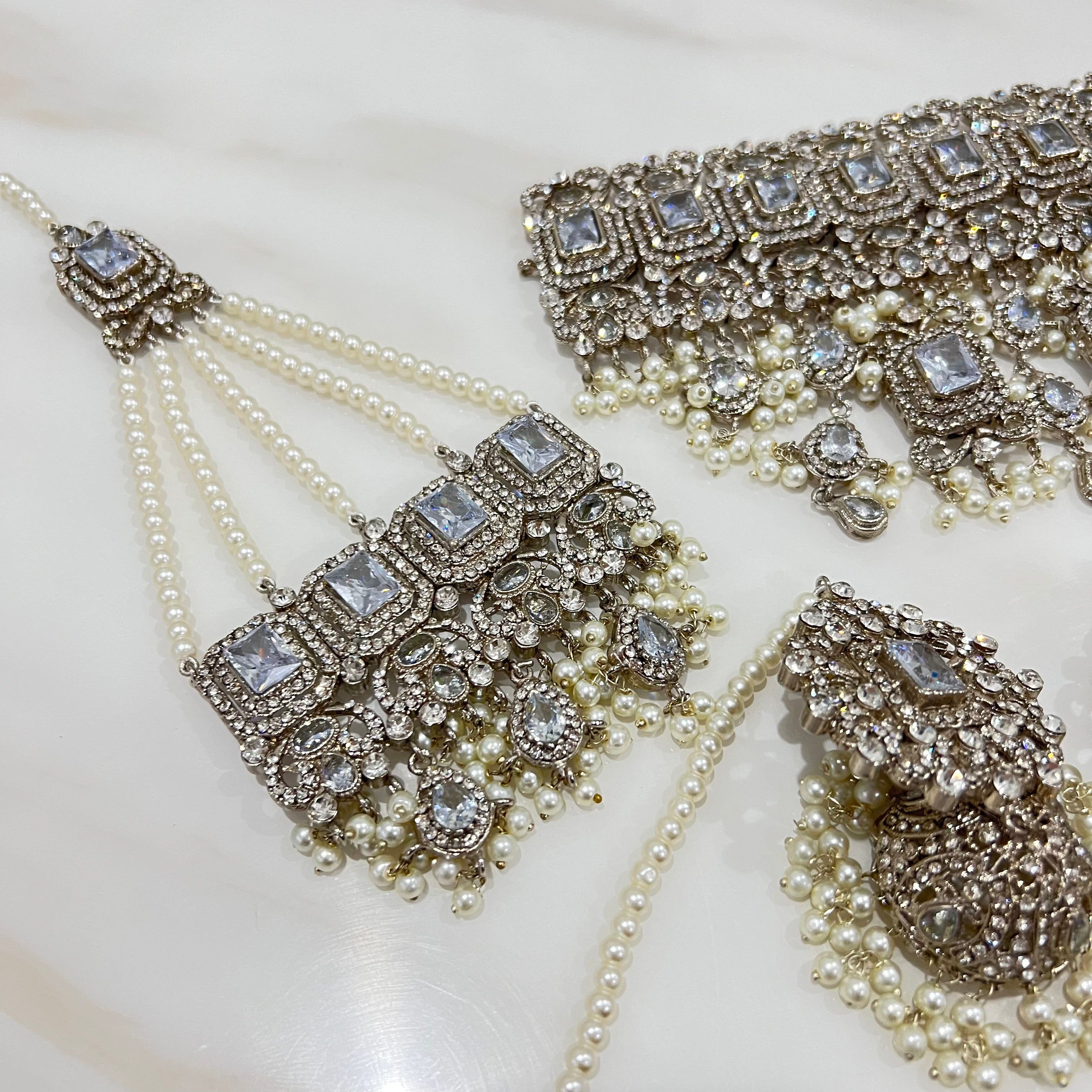 Huda Bridal Set Silver