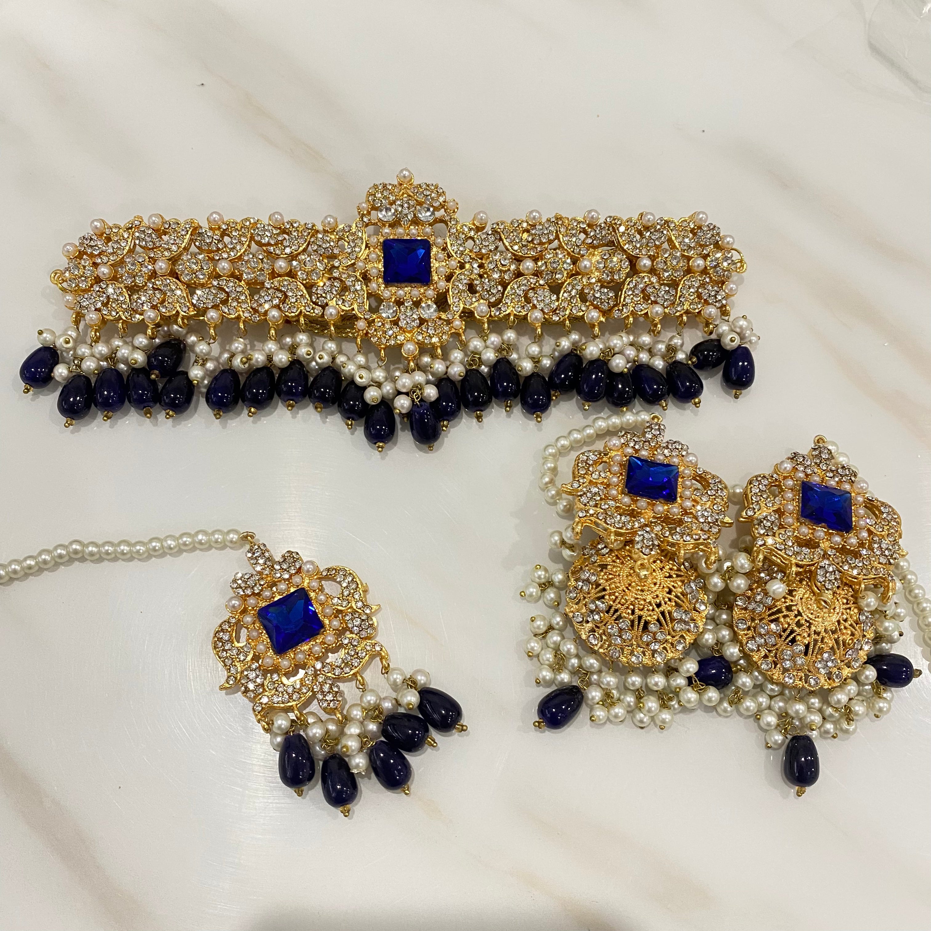 Rumaisa Choker Set Blue & Gold