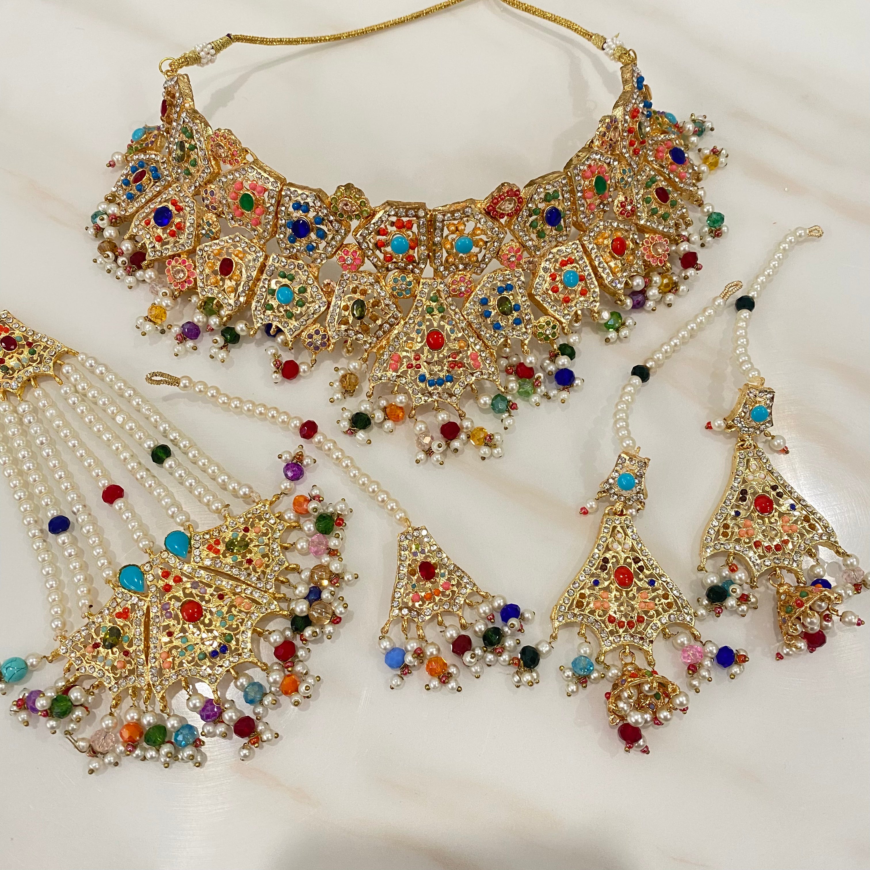 Masooma Necklace Set Multicolour